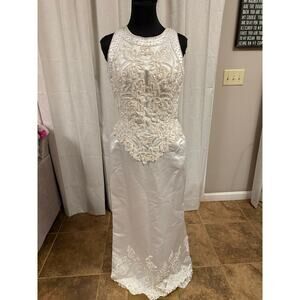 Wedding Dress with Detachable Train Size 14